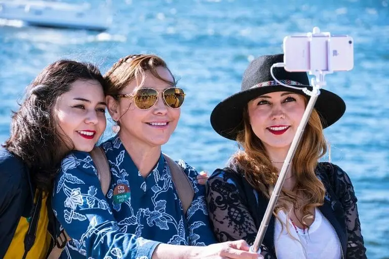 three woman taking a selfie