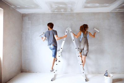 How to handle a breakup couple on a ladder painting