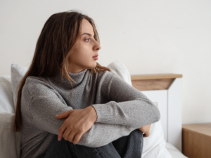 Narcissistic abuse recovery therapy session helping a woman heal emotionally