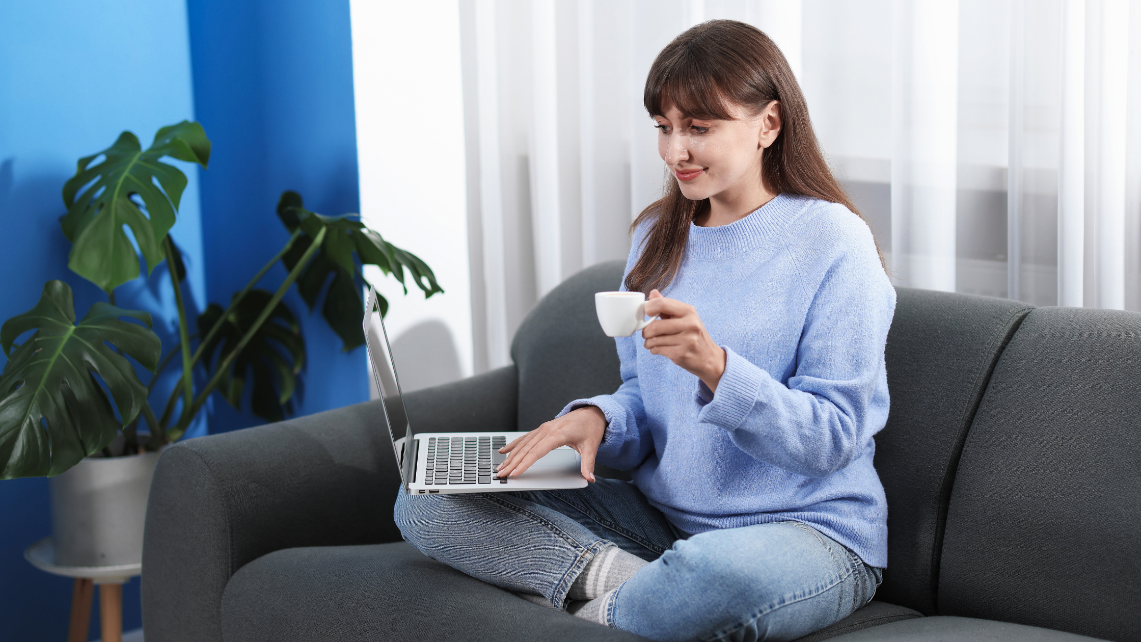 Woman making an appointment for online therapy for disorganized attachment style